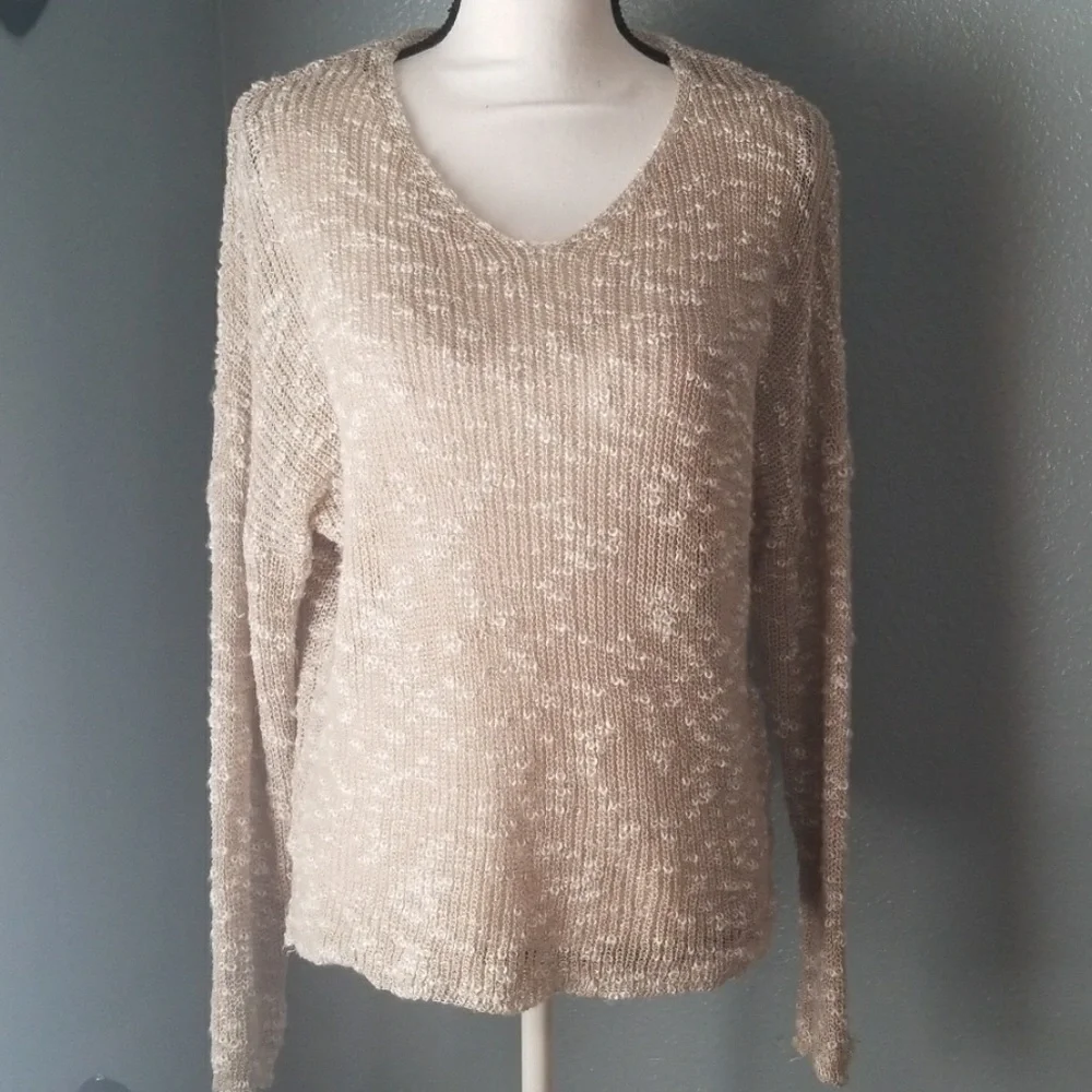 Dreamers Vneck Pullover Sweater